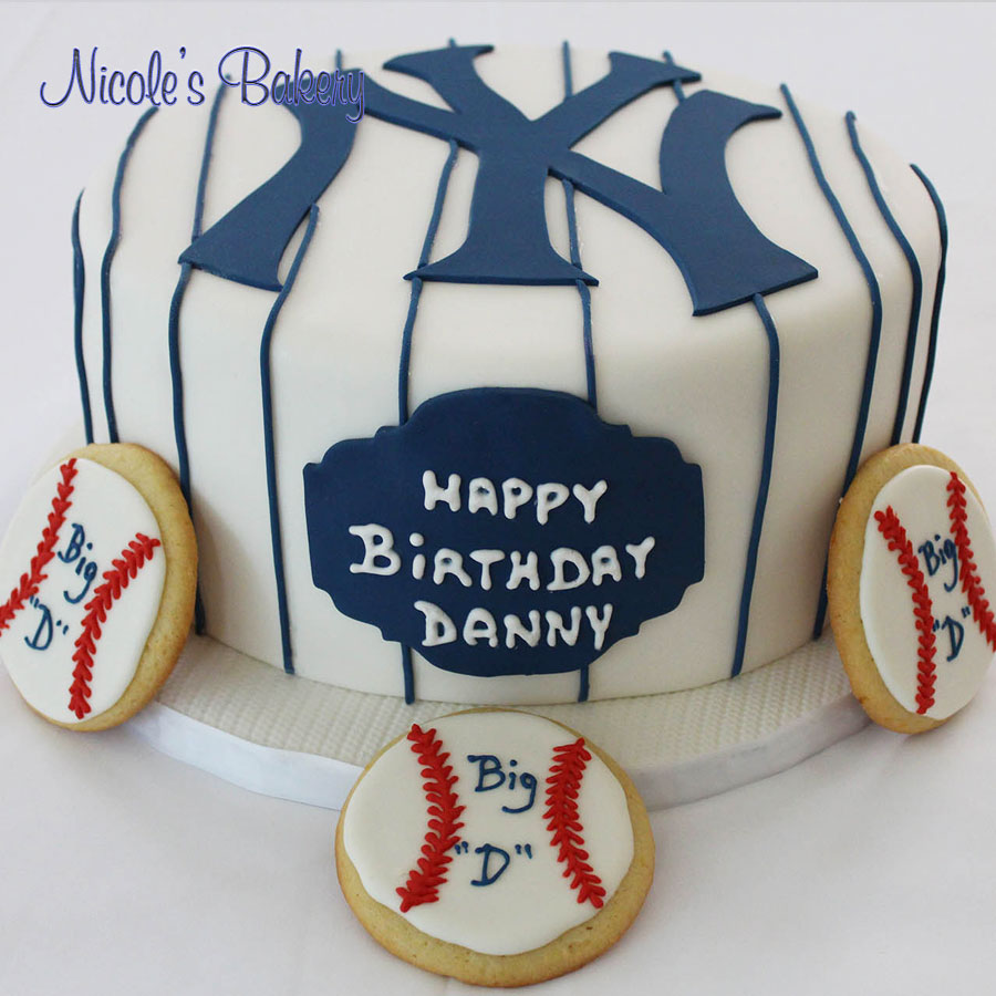 AFL/Sports Jersey Cake – Runaway Cupcakes