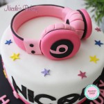 DJ Headphones Cake Design